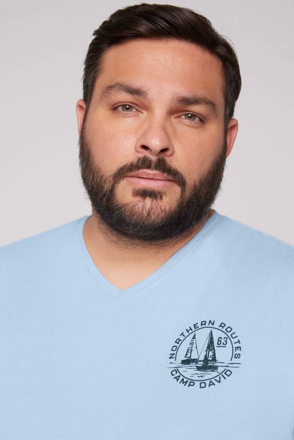 Soccx V-Shirt mit kleinen Rubber Prints summer blue Vatertagsangebot