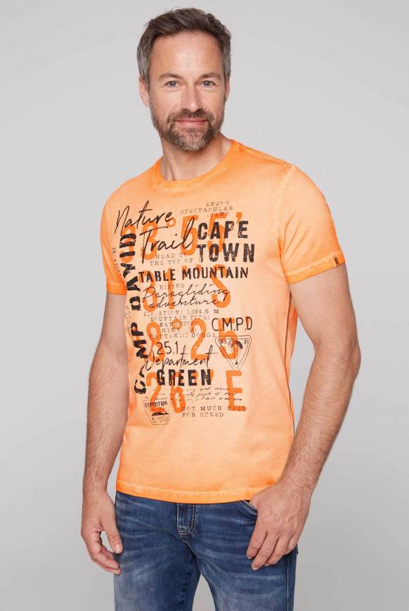 Soccx Rundhalsshirt Oil Dyed mit Label Print sunrise orange