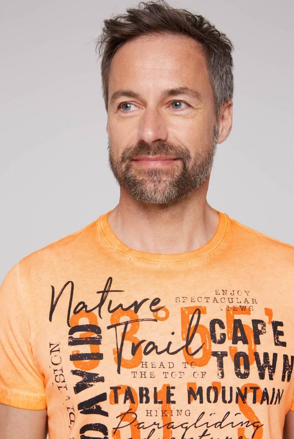 Soccx Rundhalsshirt Oil Dyed mit Label Print sunrise orange Kostenlose Rückgabe