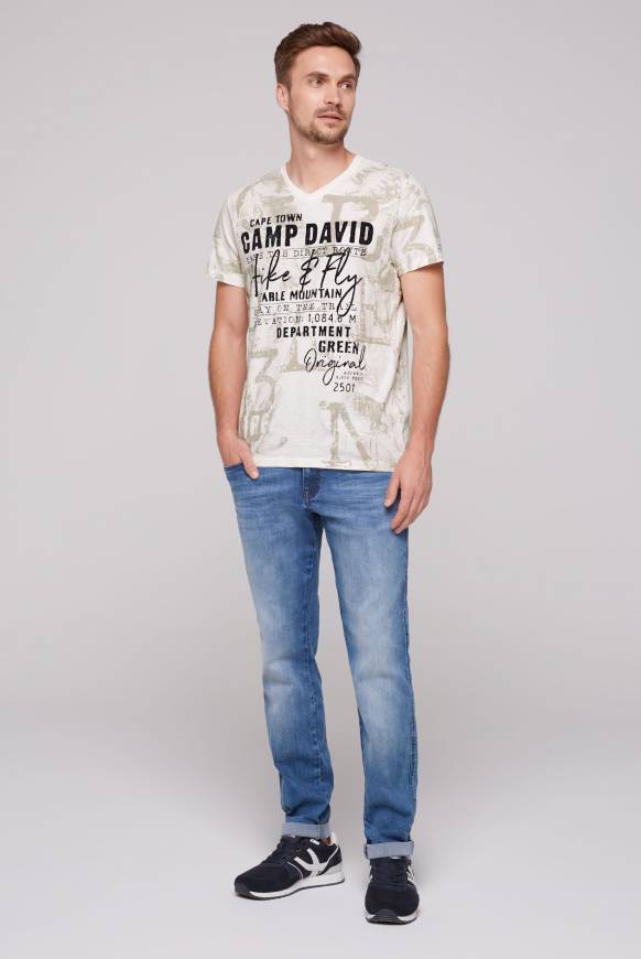 Soccx T-Shirt V-Neck mit All Over Print ivory Bis zu 50% Rabatt