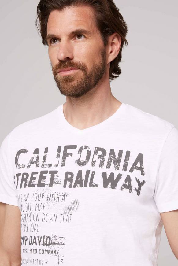 Soccx T-Shirt mit V-Neck und Vintage Print opticwhite 50% Rabatt für begrenzte Zeit