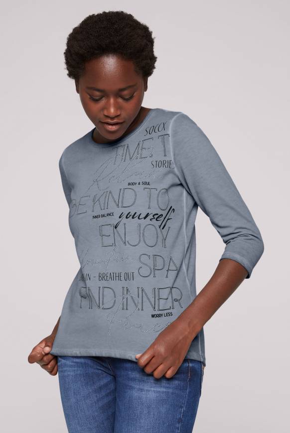 Soccx Shirt mit Wording Print und Schmucksteinen cold grey