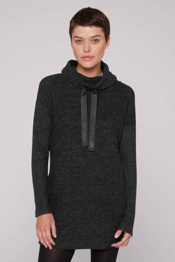 Soccx Meliertes Strickkleid mit Rollkragen black melange Im Verkauf